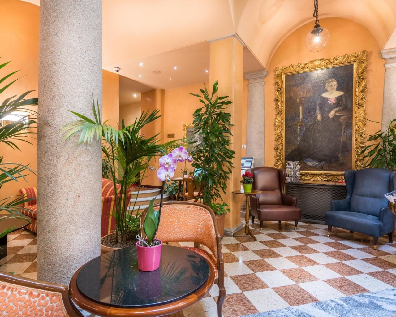 Hotel Regina Milan Interior photo